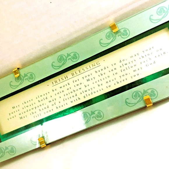 Irish Blessing ~ Hallmark Vintage Framed Plaque, Wall Hanging shamrock clover - Picture 2 of 7